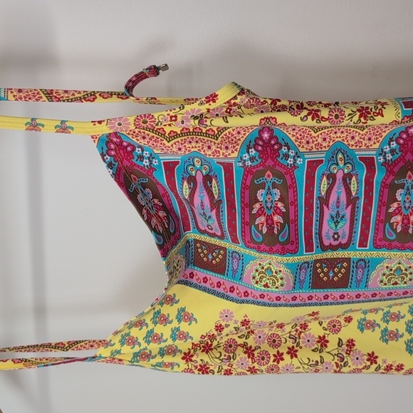 MALI YELLOW COVERUP DRESS SIZE MEDIUM - Picture 3 of 6